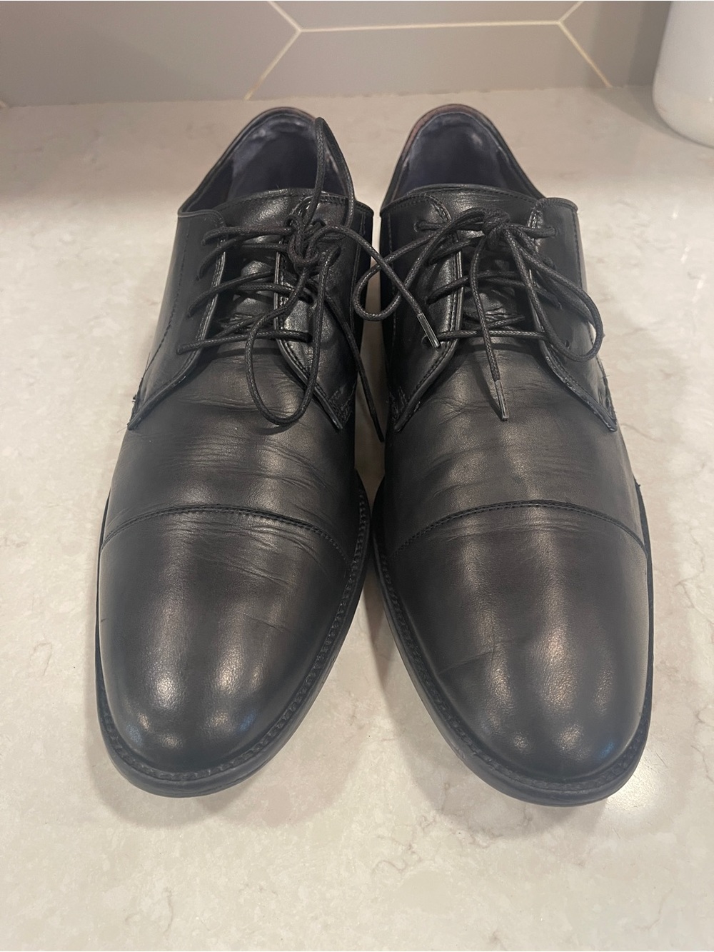 Cole Haan Black Leather Cap-Toe Oxford Lace-Ups